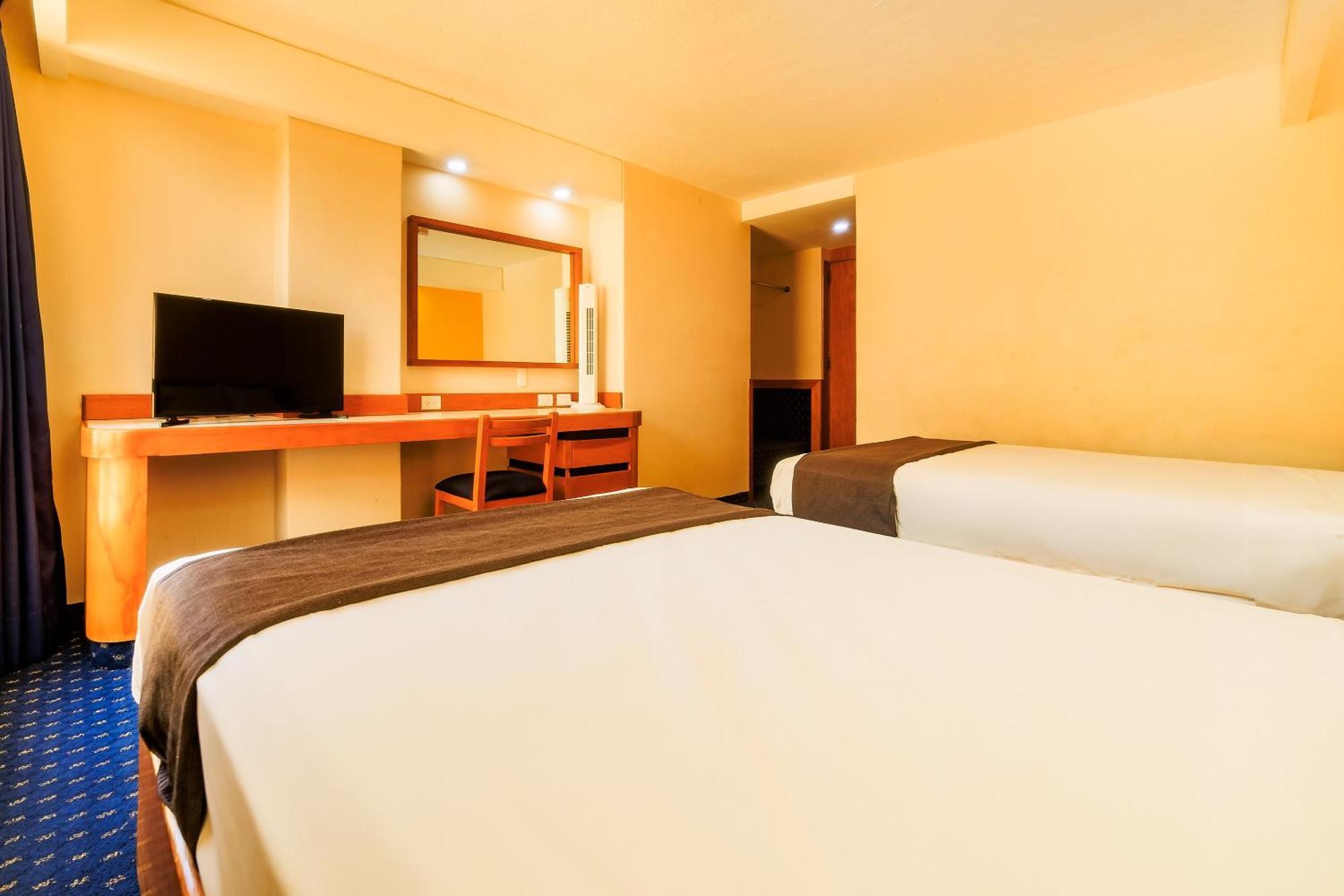 Oyo Hotel Hidalgo Mexico City Exterior photo