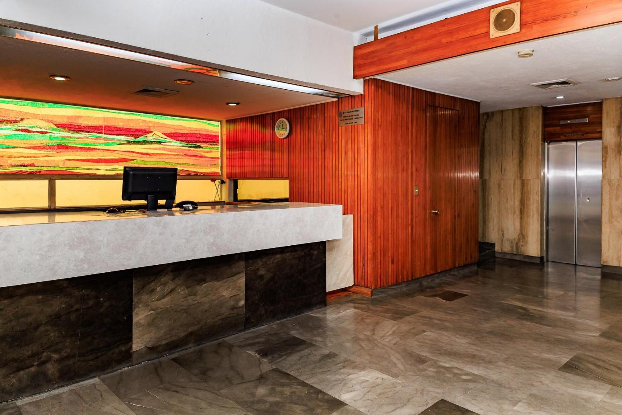 Oyo Hotel Hidalgo Mexico City Exterior photo